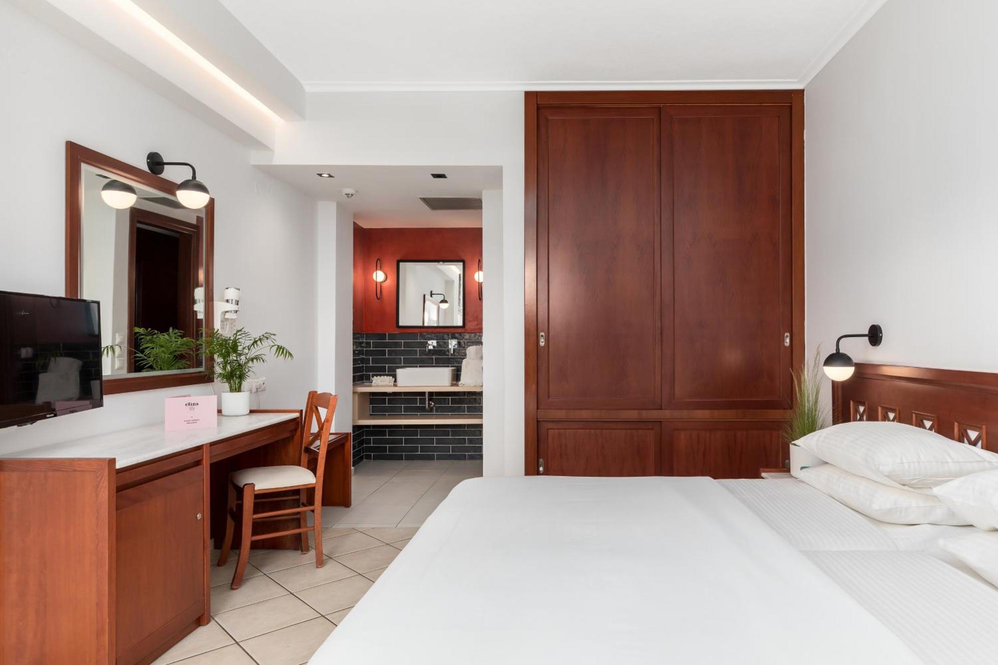 Eliza Hotel By Panel Hospitality Неи Порои Стая снимка